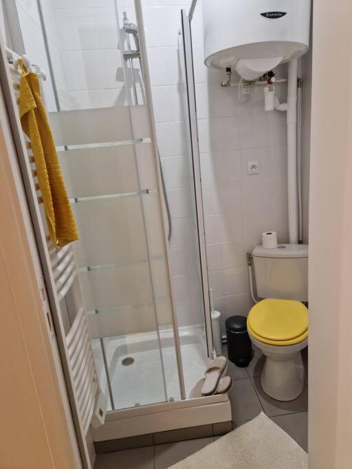 Flat Apartamento Saint-Denis-en-Margeride Exterior foto